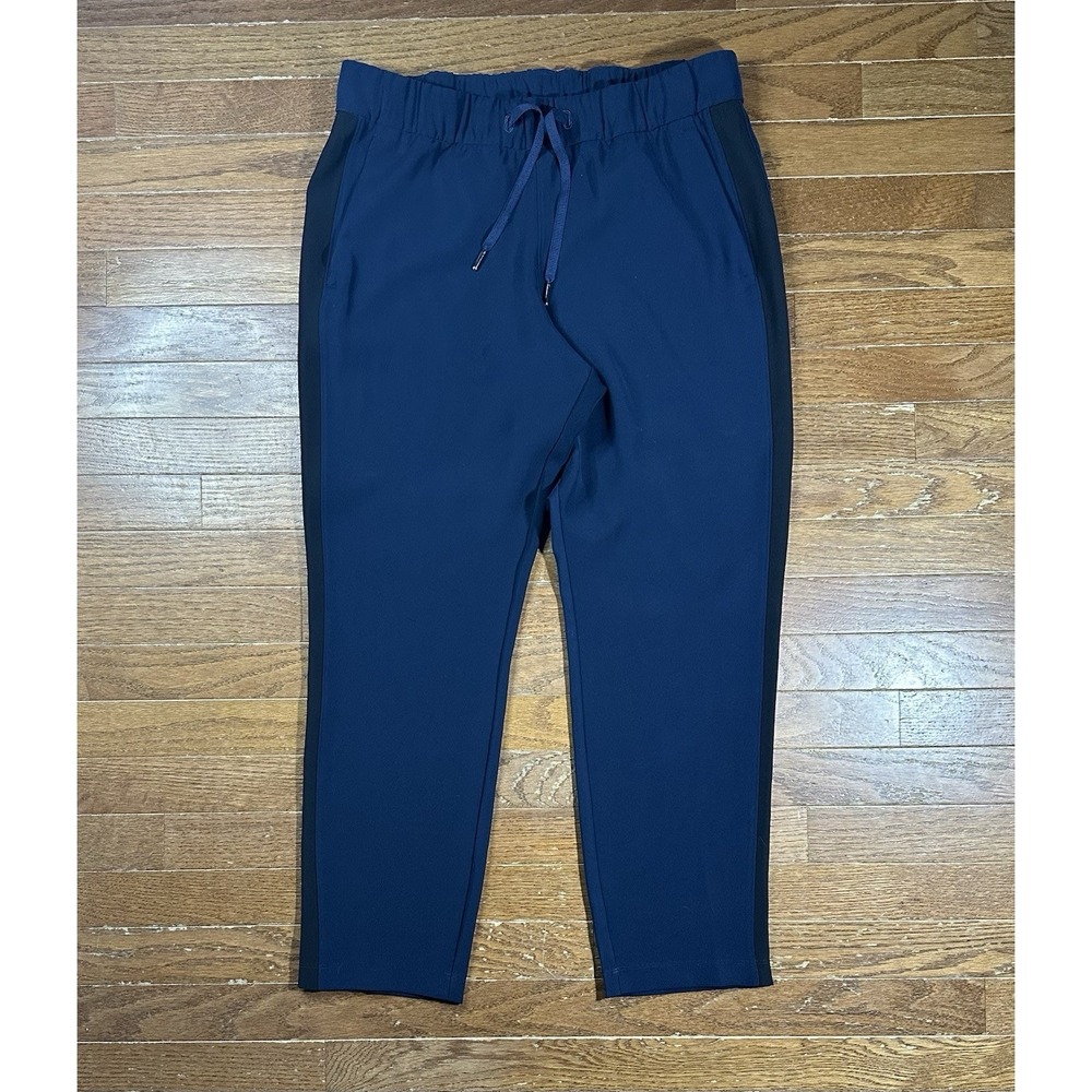 Lululemon On the Fly Pant Drawstring Women 8 Navy Casual Pant Black Track Stripe